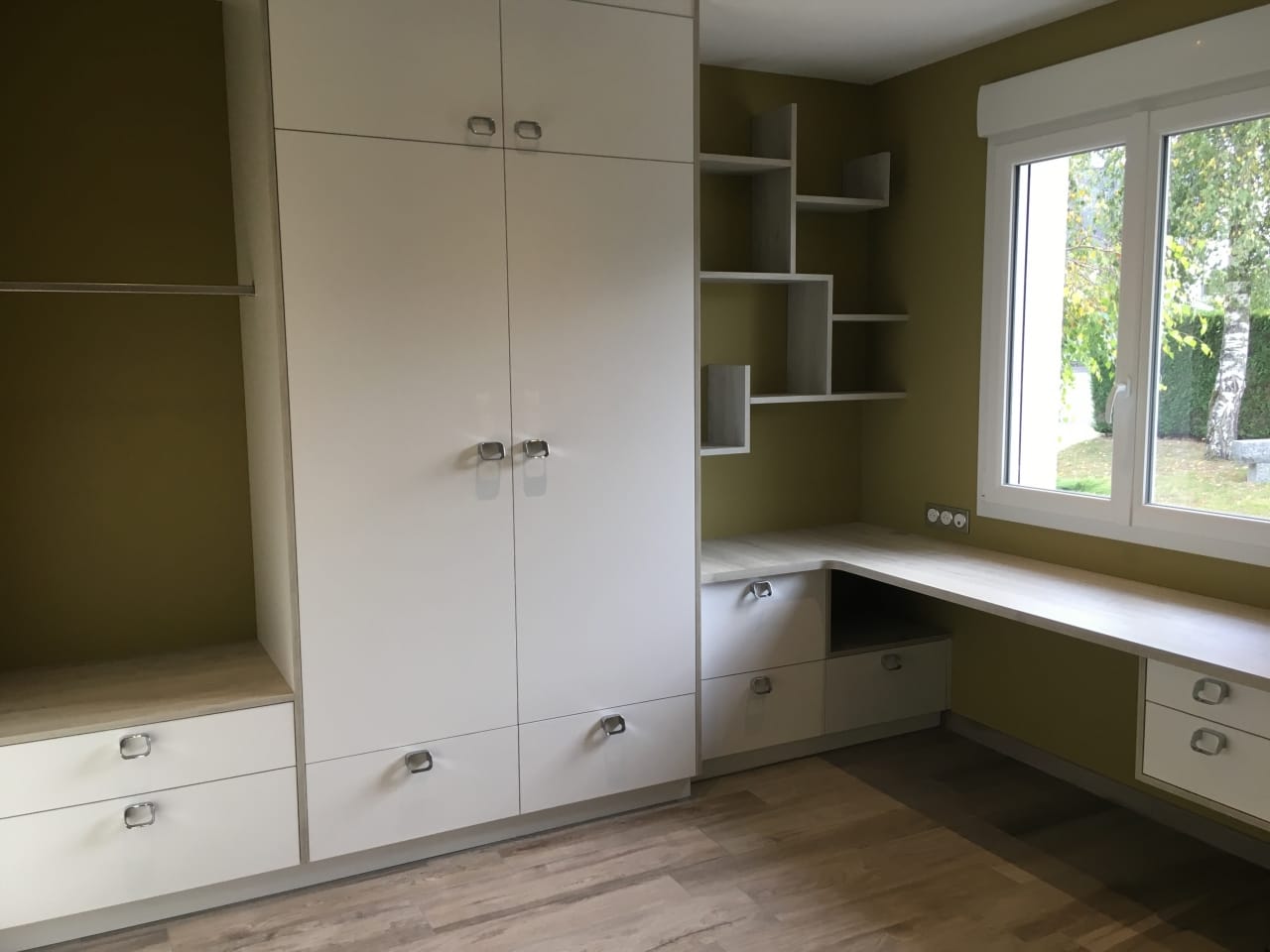 Nouvel agencement d&rsquo;un bureau sur mesure à Changé - Lavaleur